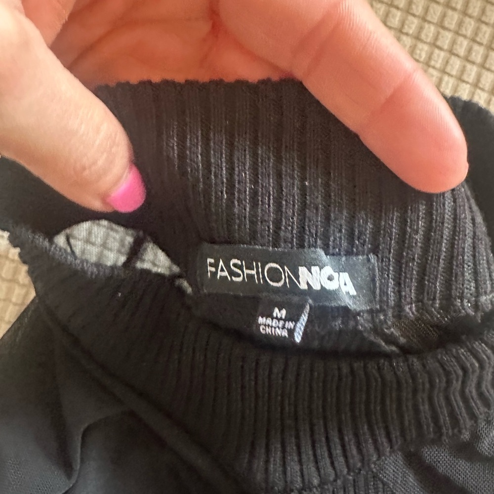 Fashion Nova Black Ribbed Sweater